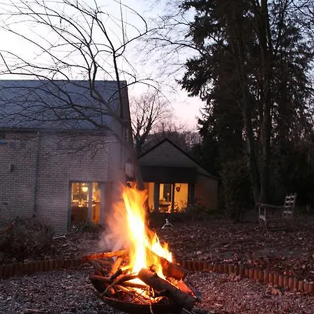 빌라 House In *